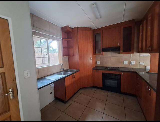 2 BEDROOM PROPERTY TO RENT IN BENONI EXT